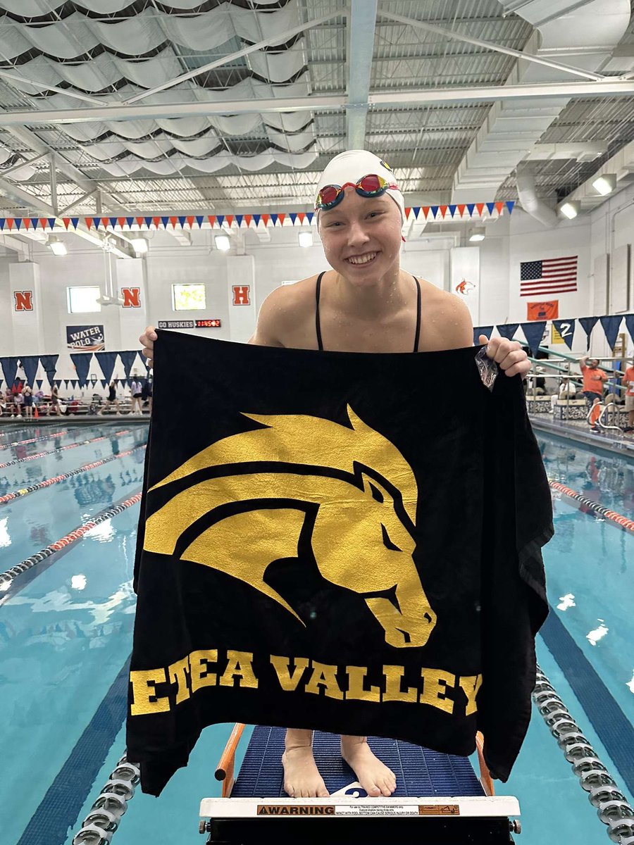 MVHS Girls Swimming&Diving tweet media