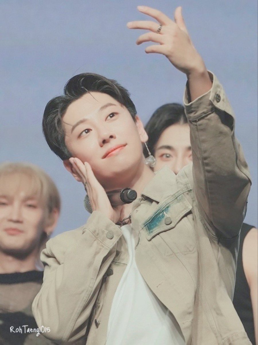 RohTaeng1015's tweet photo. 231021 PREVIEW
Roh Tae Hyun FAN MEETING 
[10.15 MHz] in TAIPEI💗✨

#노태현 #RohTaeHyun https://t.co/3bJFoUQ9ui