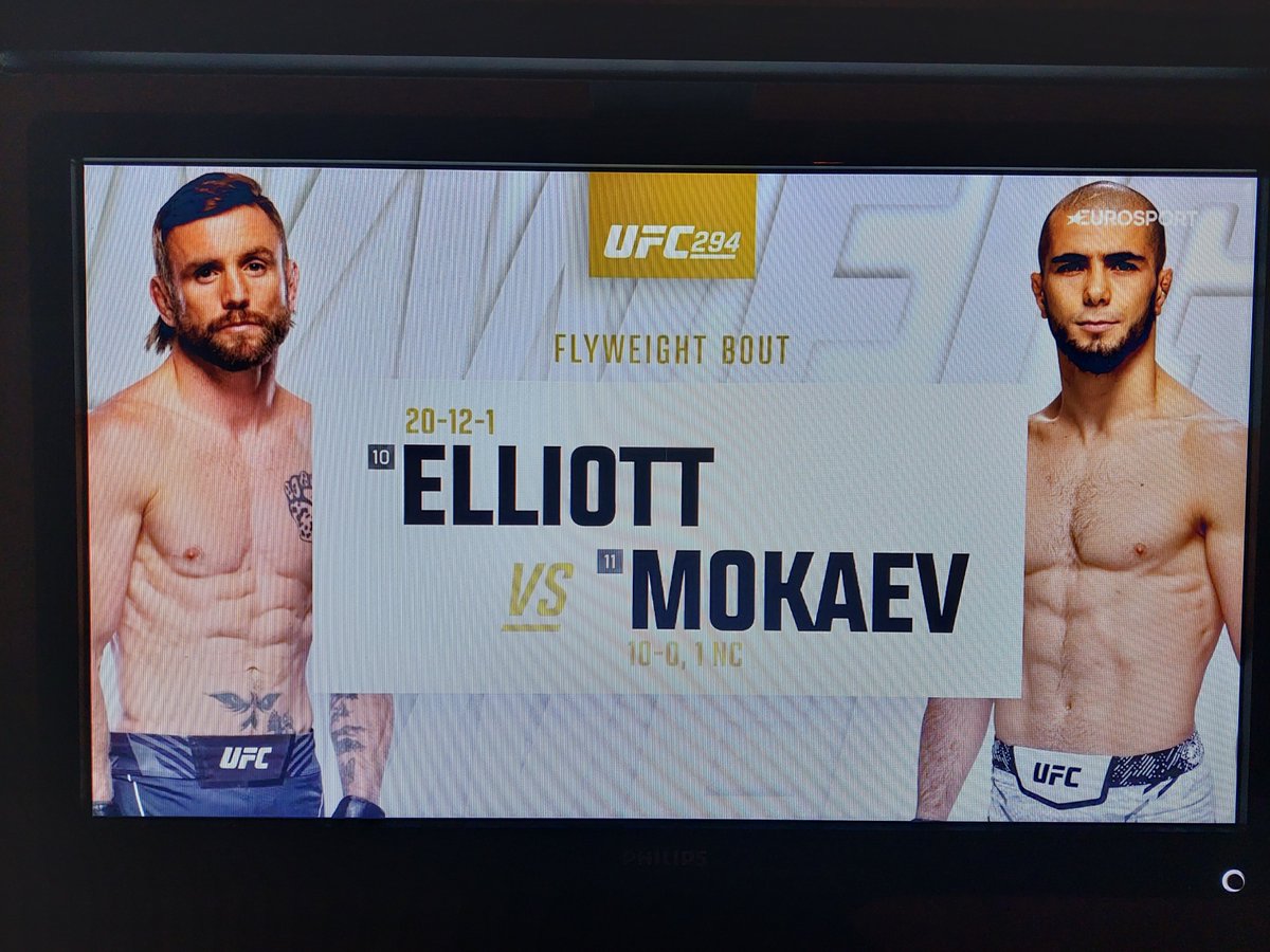 Vamos con un nuevo combate. ¡Descontando minutos para las dos peleas estelares!

Un saludo el desde #Basauri

#UFC294 #UFCEurosport