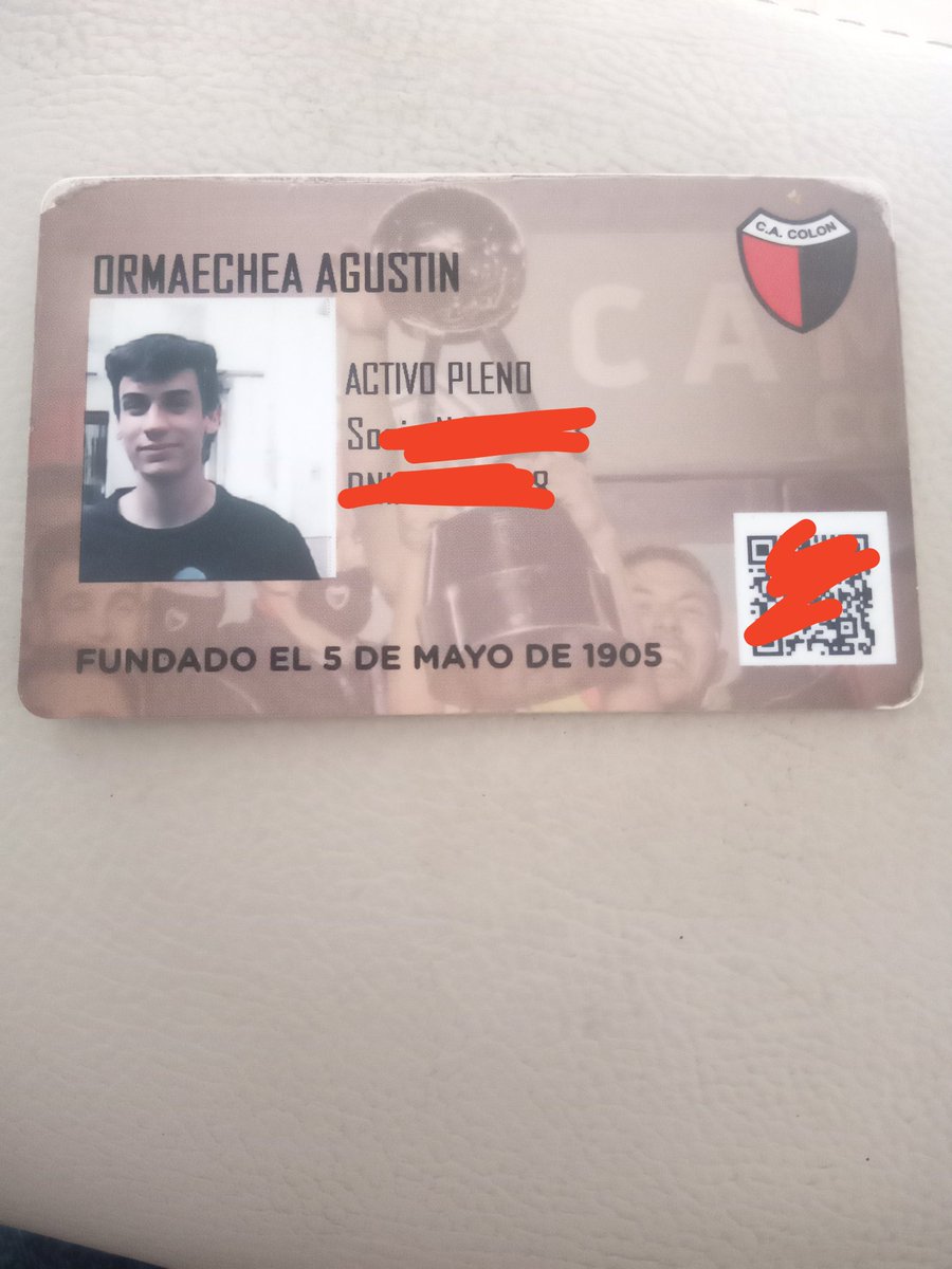 Si alguien me ayuda a encontrarlo se los agradecería con un rtw.... no solo el Carnet sino que toda la documentación. Gracias
