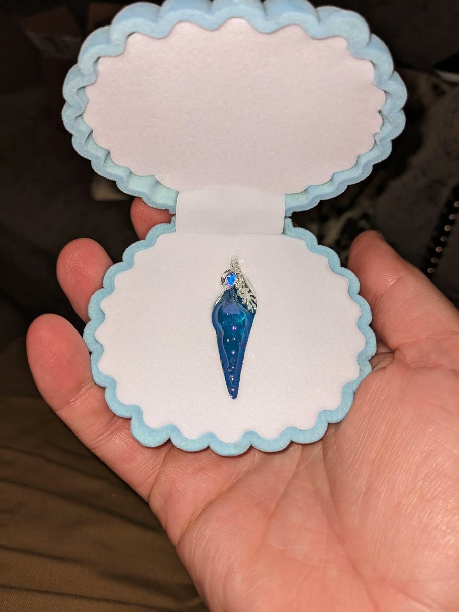 rStardewValley's tweet photo. Gave my fiancé her anniversary gift

posted by u/archeybald. Post url: https://t.co/RO9SVk0kJz #StardewValley #Stardew https://t.co/0qaM8ZMB24