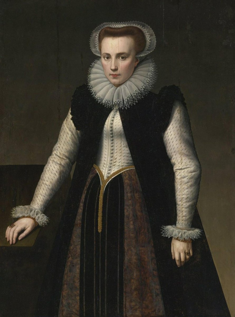 _LooksThatKill_'s tweet image. 👩 I'm Elizabet Báthory, the countess of #Hungary from 1560 to 1614, and for a lot of people, I'm the most prolific killer of all times. 

Do you want to know my story? #LooksThatKill