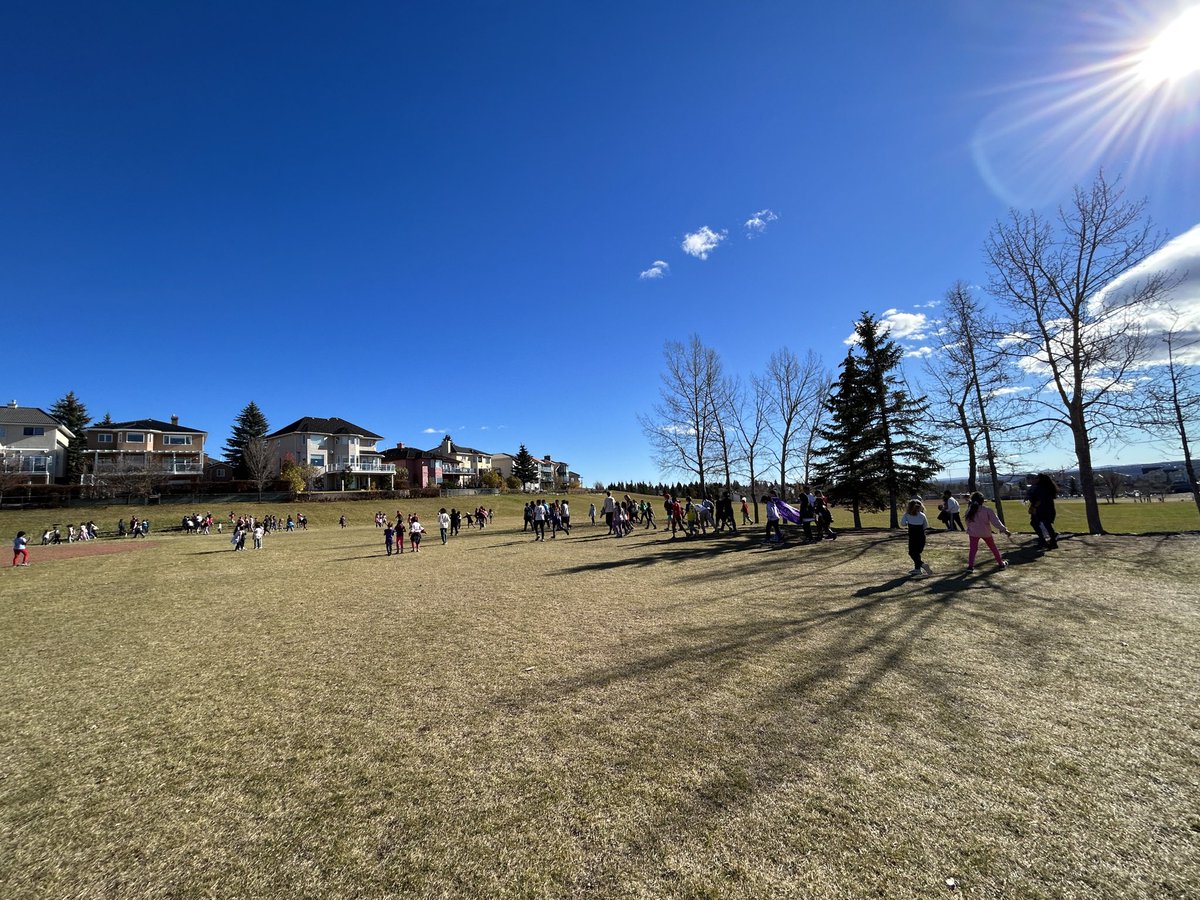 MrsBreenClass's tweet image. Incredible blue sky today as we #DoSomething and move reconciliation forward. @downiewenjack Walk for Wenjack at SMG