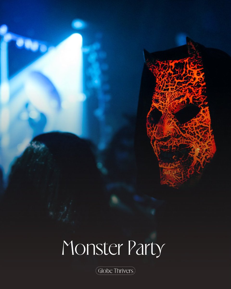 🎃 Dare to be scared! 👻 Get ready for a hauntingly good time at the top Halloween parties in the Big Apple. From thrilling parades to eerie haunted houses, NYC's Halloween scene has it all. 🎃👻 
.
.
.
.
#NYCHalloween #SpookySzn