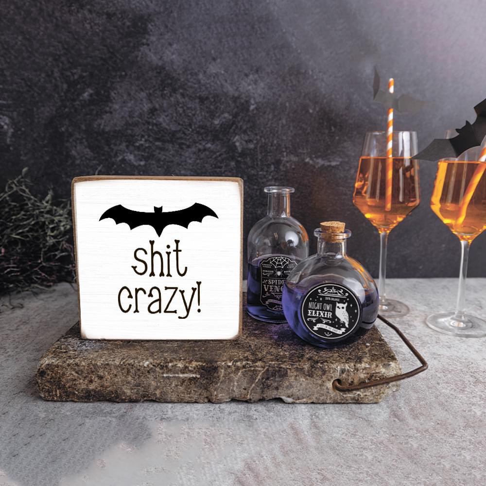 RusticMarlin's tweet image. Don't go 🦇 🦇 🦇 - just a few more hours until the weekend!

PLUS, go to previous post for a chance to win this adorable block and more Halloween fun! 🎃

#rusticmarlin #halloween #batty