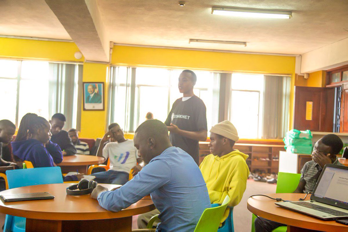 Mucu256's tweet photo. We continue to foster the @Starknet community growth, happy to have @dsc_muk onboard and the interest in  #Cairo is overwhelming. See you in the #CairoBootcamp by @StarkNetAfrica https://t.co/ayB8S3cmuk