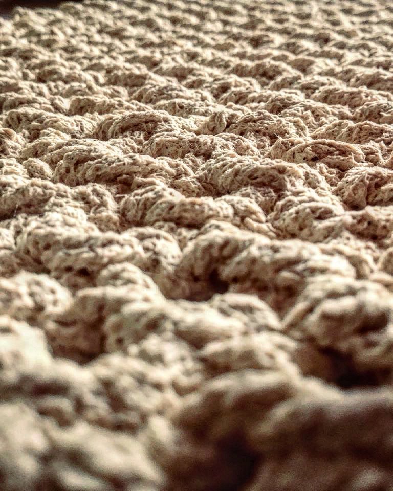 Human hands excel in crafting intricate ecoengineering solutions. Traditional crafts outshine modern tech in structural complexity, surface bioreceptivity, community engagement, and education delivery. Craft > Tech! 🌱
📸 Ceramic Knitting