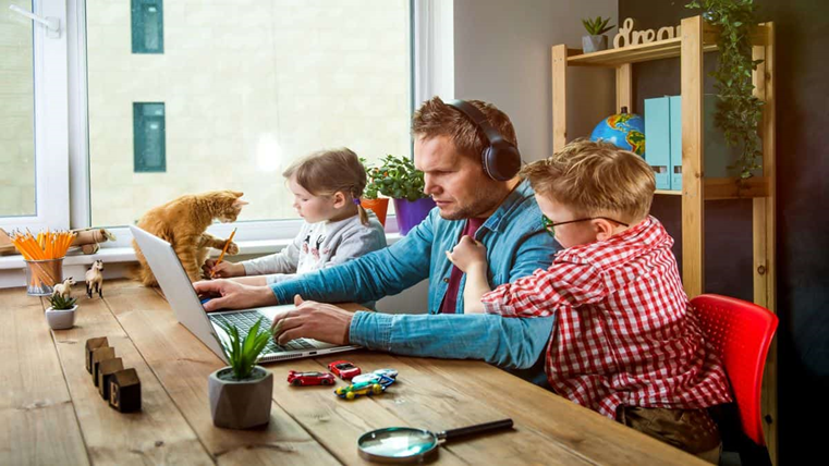 Quais os pontos negativos do home office para sua saúde mental?
Lado ruim do home office existe e já vem refletindo sobre o estado mental dos brasileiros, segundo estudo. Saiba mais: olhardigital.com.br/2023/10/19/med…

<a href="/abcdusp/">ABCD</a>