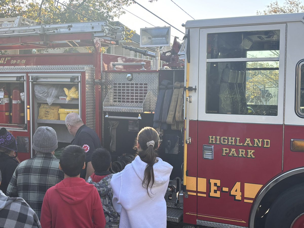 Huge thank you to the Highland Park FD for coming out to share fire safety tips with our students &amp; show them the engines!