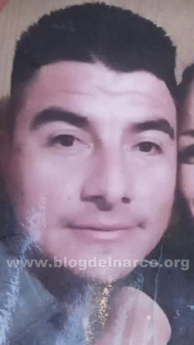 blogdelnarcomex's tweet photo. SE BUSCA!, Este HDSPTM es Rubén Abdiel, mató a golpes con un martillo a sus hijas de entre 1 y 4 años de edad y a la abuelita de las pequeñas en Los Mochis, Sinaloa, también hirió a otras tres personas, huyo en una bicicleta https://t.co/k9PTkhMitf https://t.co/7JtJSfl2Ej