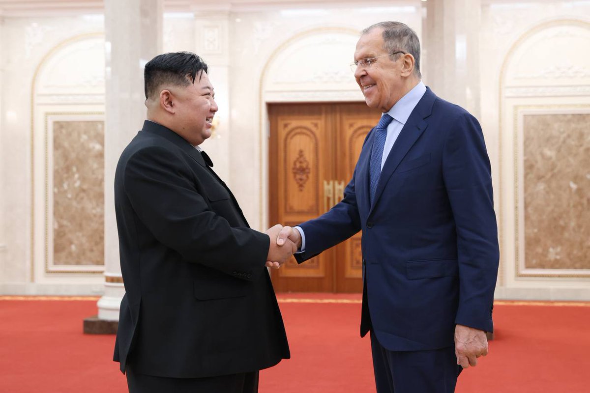 haberteba's tweet photo. Lavrov ile Kuzey Kore lideri Kim görüştü

Detaylar linkte...
https://t.co/yqjXsOHxR2 https://t.co/CSCaNefHbf