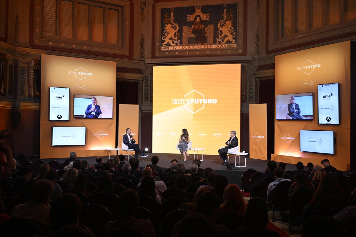 ateneodemadrid's tweet photo. Concluye #METAFUTURO en el Ateneo. La cuarta y última jornada ha pivotado en torno a comunicación, periodismo y libertad de expresión. Hemos contado con @NadiaCalvino, la científica de datos @FrancesHaugen o el Premio Nobel de la Paz Dimitri Murátov. ¡Gracias a todos y a todas! https://t.co/iRn6JjvaPV