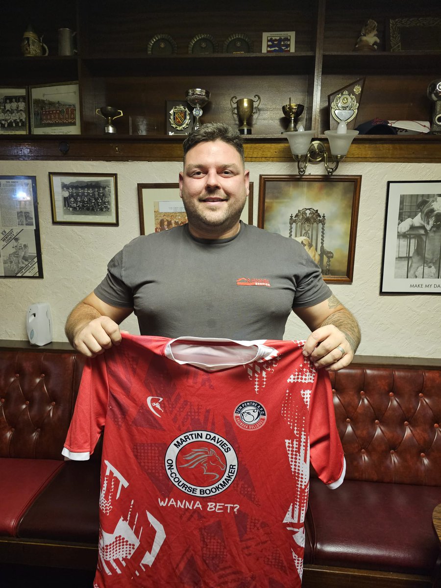 Ton Pentre AFC tweet media