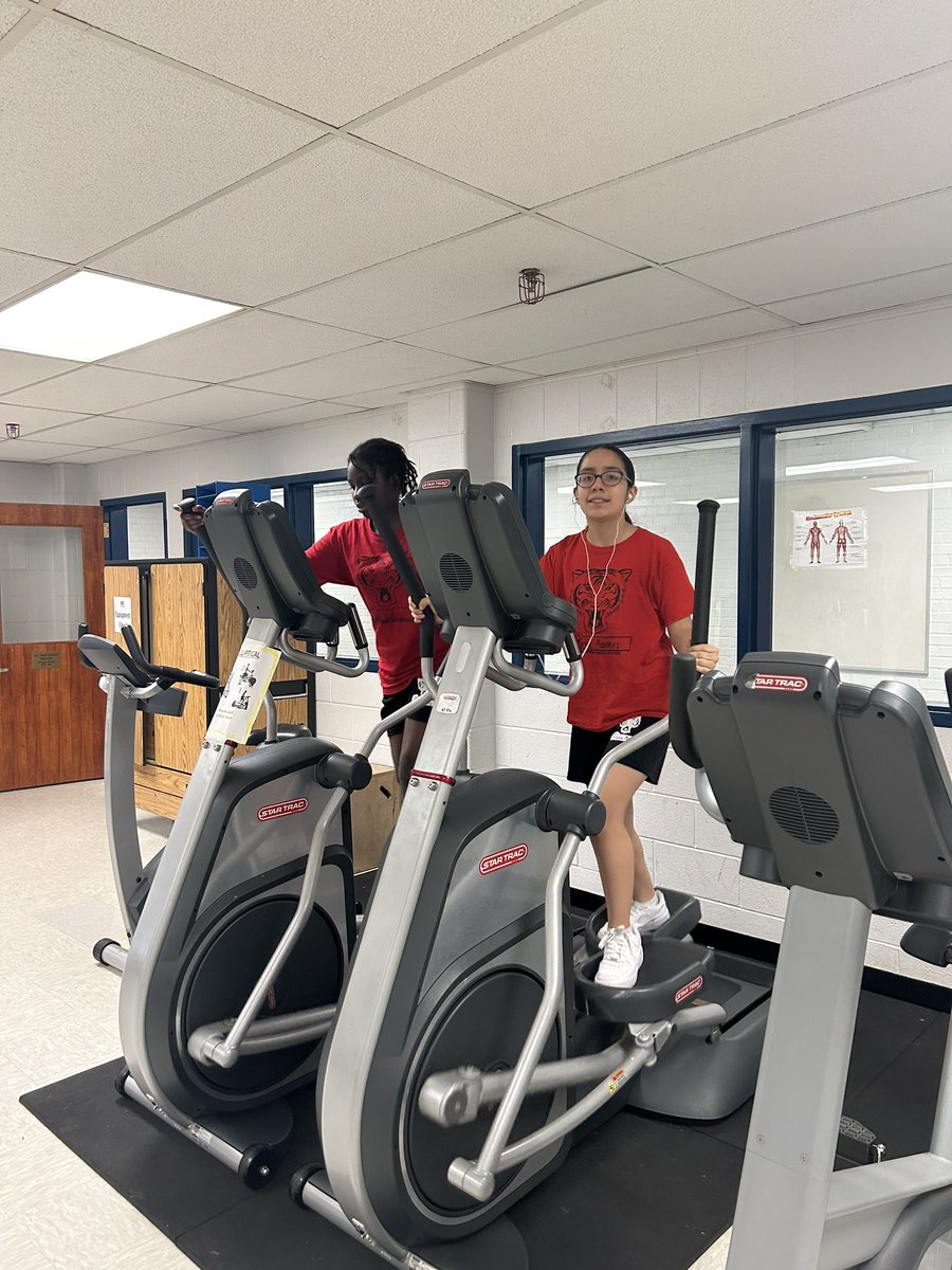 LJ_AfterHours's tweet photo. These girls are working hard to get ๐ช๐ผ in โFitness Boot Campโโฆ every Thursday during A session. #WeROARasONE @LJMS_FCPS #MSASP https://t.co/pmuME7NDjn