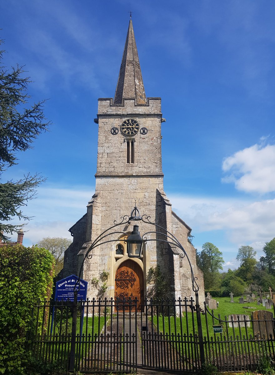 TheHistoryMouse's tweet photo. #MyBestThree: #Overthrows. This one is dedicated to @CathyRLowe who answered my plaintive cry and told me the proper name for one of these (amongst many other additions to my vocabulary). #SOuthNewtonChurch #StocktonChurch #BishopstrowChurch #IronworkThursday https://t.co/wIEVjrl5aJ