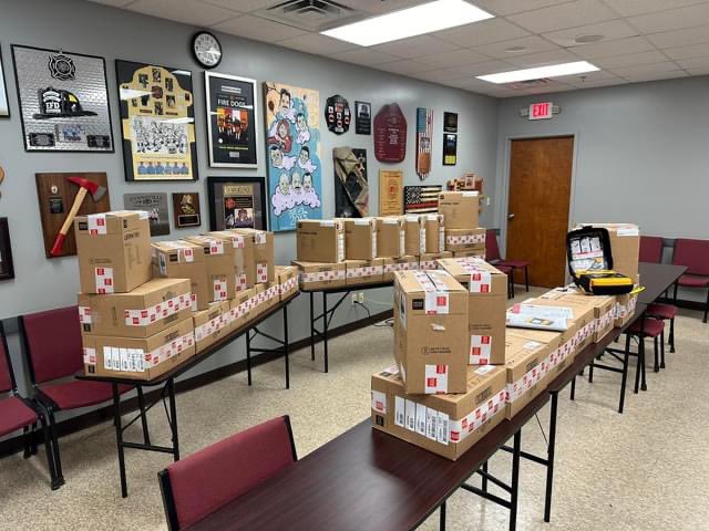 EvansvilleFD's tweet photo. Why do we have the media at our offices? Why are representatives of @deaconessnews here? What’s in all of those boxes? Tune into your favorite news source tonight and find out. @14News @WEHTWTVWlocal @my44news @WNIN https://t.co/jWZxC27iaG