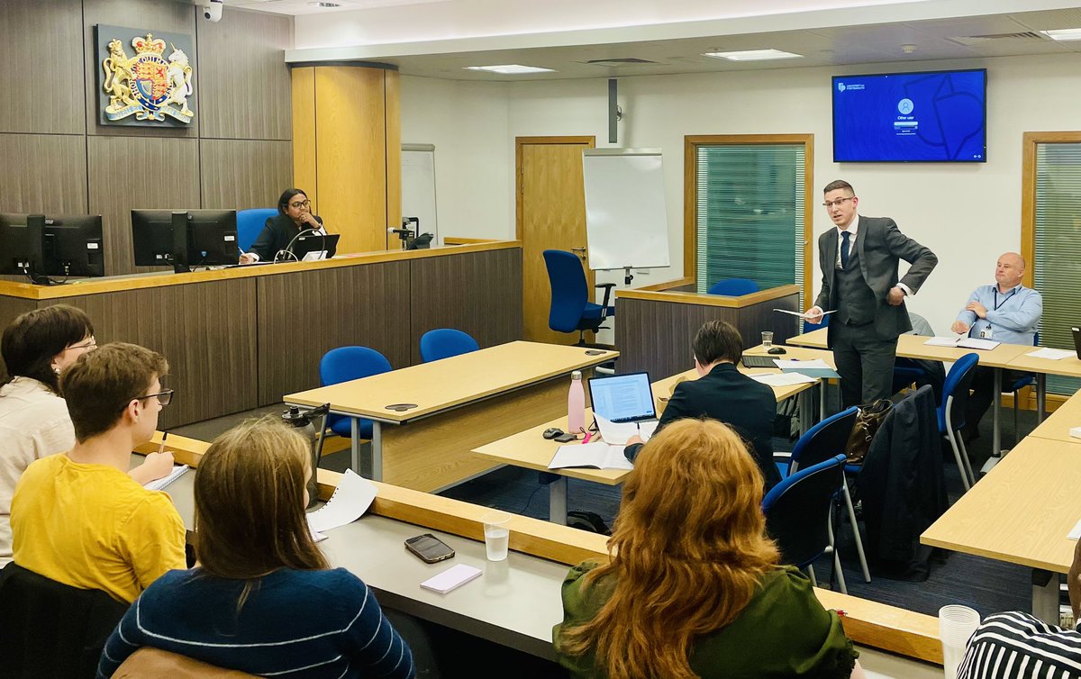 This evening our Crown Prosecutors presented a mock Hate Crime trial for local community members @portsmouthuni Together with @HantsPolice we showed how Hate Crimes are prosecuted at court and offered the community members the chance to take part by acting as the jury.