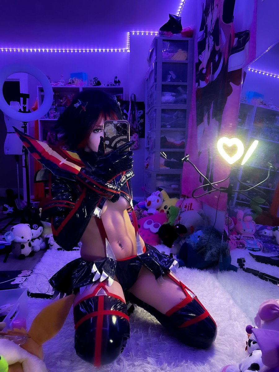 vampi_gf's tweet photo. ryuko ✂️🩸 https://t.co/f2pddkVDQ8