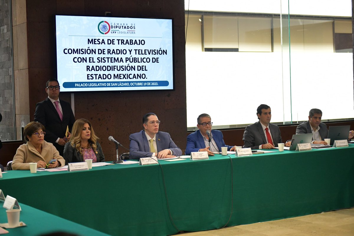 Los integrantes de esta Comisión analizamos el Proyecto de Presupuesto para 2024 del <a href="/SPRMexico/">SPR México</a> con <a href="/jenarovillamil/">Jenaro Villamil</a> esperamos contar con información contundente sobre el desempeño de los medios públicos.