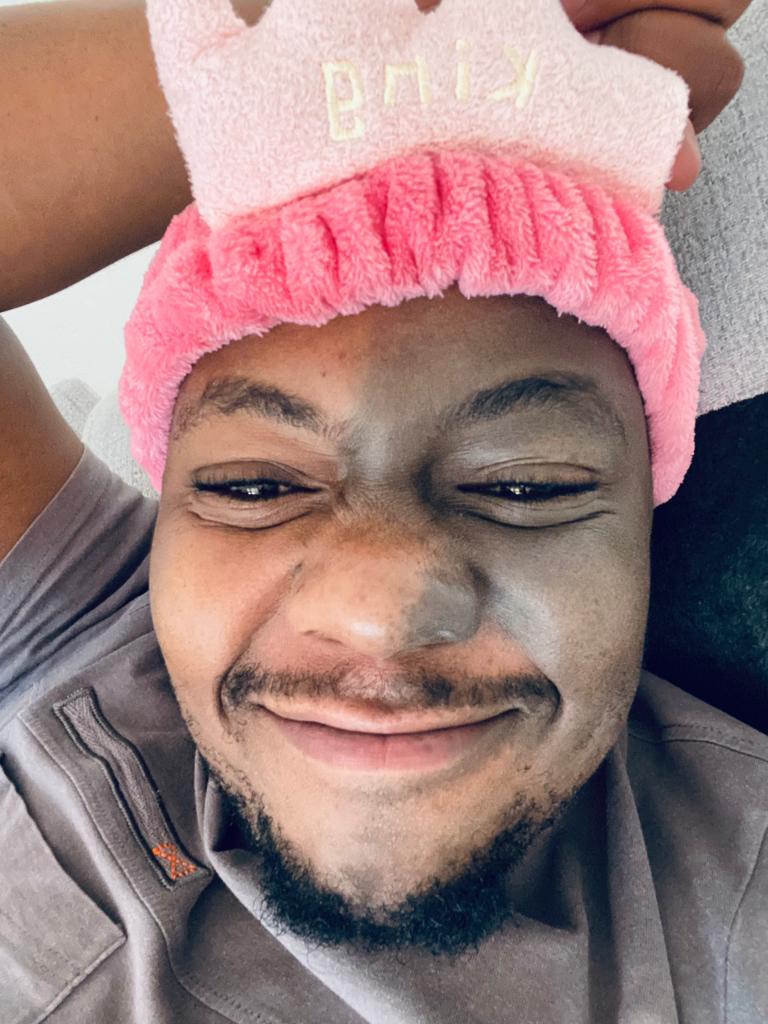 @n_phetise I also always hated my birthday mark when I was younger. I felt like it drew a lot of attention *and I hate being center of attention* But I grew into it, and I LOVE it now. ❤️