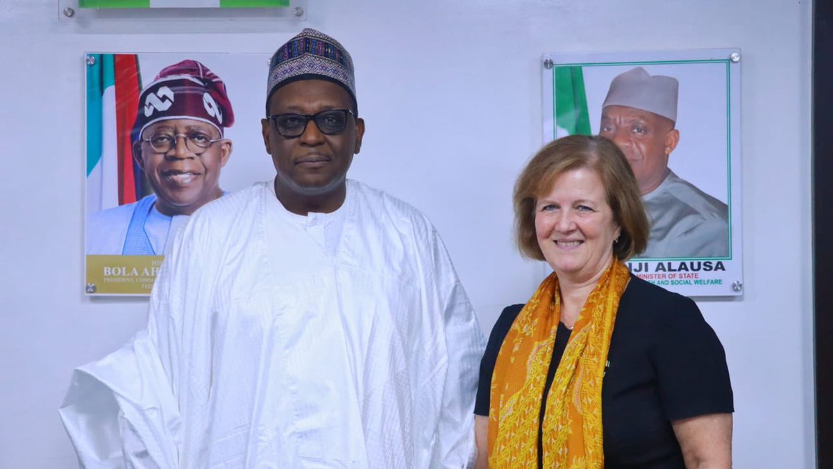 muhammadpate's tweet photo. Effective political leadership and programmatic ownership of health interventions by Government and development partners requires strong governance systems. Our discussion with @MSHMarian and team of Management Science for Health @mshnigeria was on Health System Financing, Value Chain & Health Security  and Health Workforce. 

We are adopting sector-wide approaches (SWAPs) to optimize national and development partner resources to save lives, deliver affordable quality services and achieve more equitable health outcomes for all Nigerians.