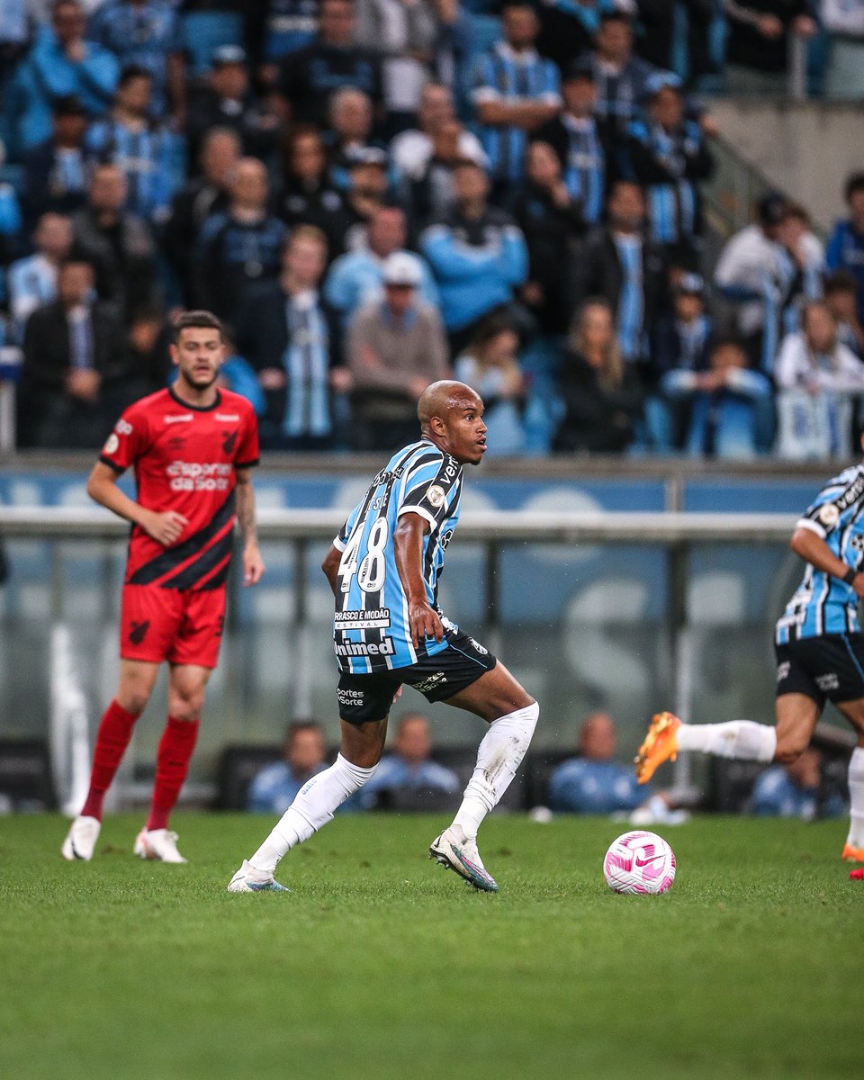 TeAmoMaxwel's tweet photo. Obrigado Deus pela minha estreia no profissional. 🙏🏾😭🥹 https://t.co/VEjjjTIru8
