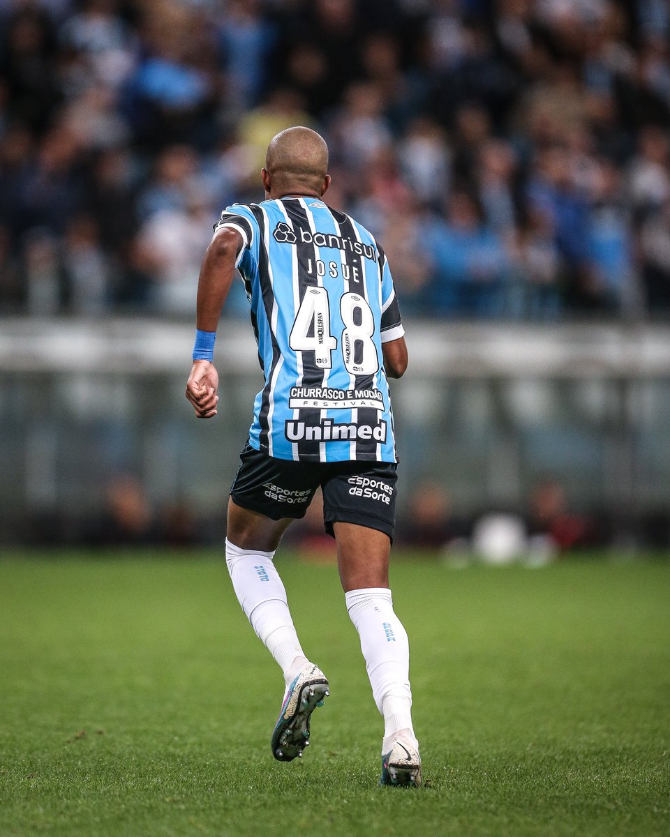 TeAmoMaxwel's tweet photo. Obrigado Deus pela minha estreia no profissional. 🙏🏾😭🥹 https://t.co/VEjjjTIru8