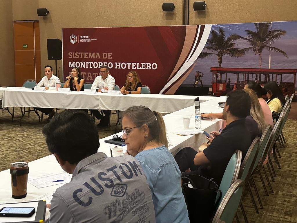 MauricioArceoMx's tweet photo. Iniciamos el día en Ciudad del Carmen, impartiendo “El Taller de Registro de Información en el Portal Datatur" (Sistema de Monitoreo Hotelero). El cual nos brinda una herramienta invaluable para la generación de políticas públicas.

En este taller, se abordaron temas de gran relevancia para la recopilación y análisis de datos en el ámbito turístico, lo cual representa un paso fundamental en el fortalecimiento de nuestra industria.
