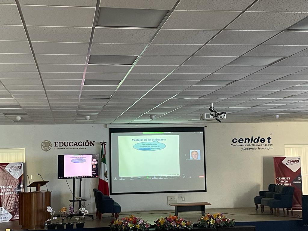 ConferenceCIMPS's tweet photo. ¡Bienvenidos al segundo día del  Congreso CIMPS 2023!📷📷
Comenzamos con la gran conferencia magistral  𝐀 𝐬𝐨𝐟𝐭𝐰𝐚𝐫𝐞 𝐩𝐫𝐨𝐣𝐞𝐜𝐭 𝐭𝐡𝐚𝐭 𝐩𝐚𝐫𝐭𝐢𝐚𝐥𝐥𝐲 𝐟𝐚𝐢𝐥𝐞𝐝 que marca el inicio de un día lleno de inspiración y aprendizaje. https://t.co/u1hKkqrxxu