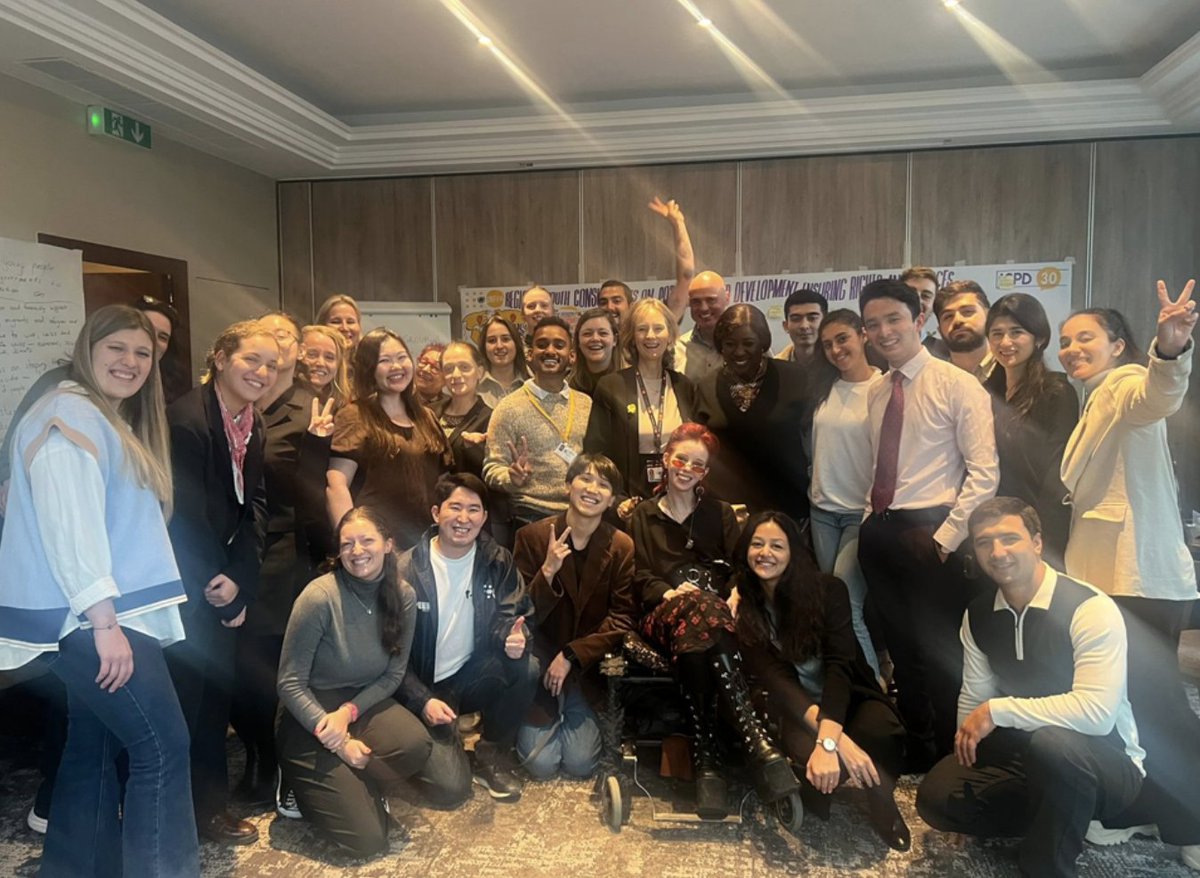 unfpaeecaro's tweet photo. Ahead of the regional #ICPD30 conference in #Geneva, youth leaders sat down with @UNFPA Deputy Executive Director @Dienekeita and Regional Director @BauerFlorence to discuss young people’s priorities for the future of the ICPD agenda. 💪🧡 https://t.co/Bq7DP7biJi