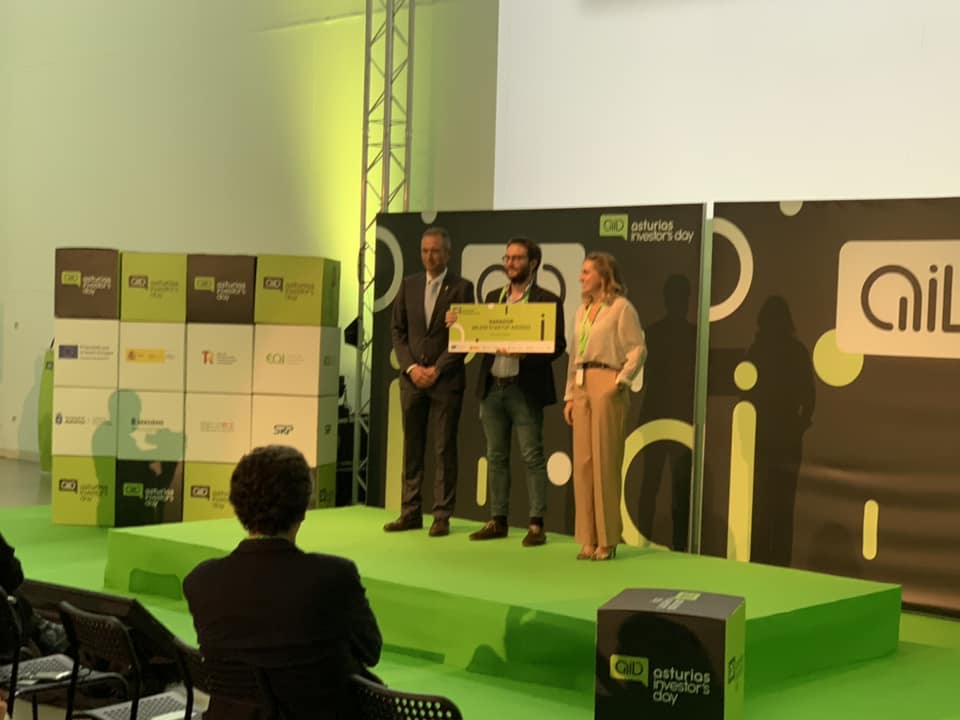 ceeiasturias's tweet photo. Con la entrega del ๐ฃ๐ฅ๐๐ ๐๐ข#AID2023, despedimos esta ediciรณn del ๐๐๐๐๐ฟ๐ถ๐ฎ๐ ๐๐ป๐๐ฒ๐๐๐ผ๐ฟโ๐ ๐๐ฎ๐!! ๐
Enhorabuena #Pragmatech!! ๐๐
Muchas gracias a tod@s por participar y acompaรฑarnos!! ๐ค https://t.co/h1QQfXdxXV