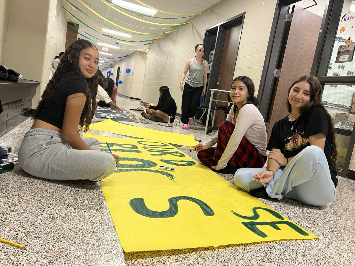 falls_wsoccer's tweet photo. Monday started our Homecoming week! Our girls working hard to decorate the math hallway #WeAreOne #CyFallsGirlsSoccer https://t.co/Dmd24ruiPH