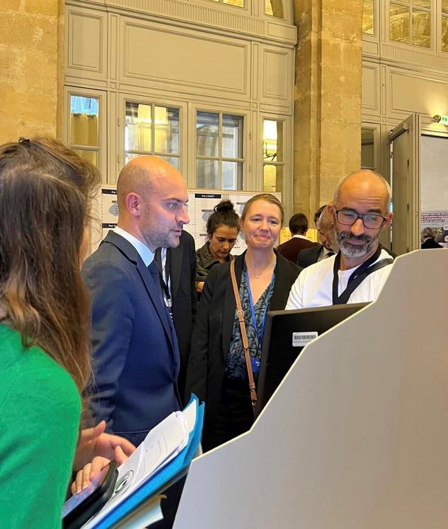 Numerique_Gouv's tweet photo. 👉L’occasion pour la DINUM d’échanger sur le numérique avec @jnbarrot, ministre délégué auprès du ministre de l’@Economie_Gouv, chargé du numérique. https://t.co/1GfR2UumAR