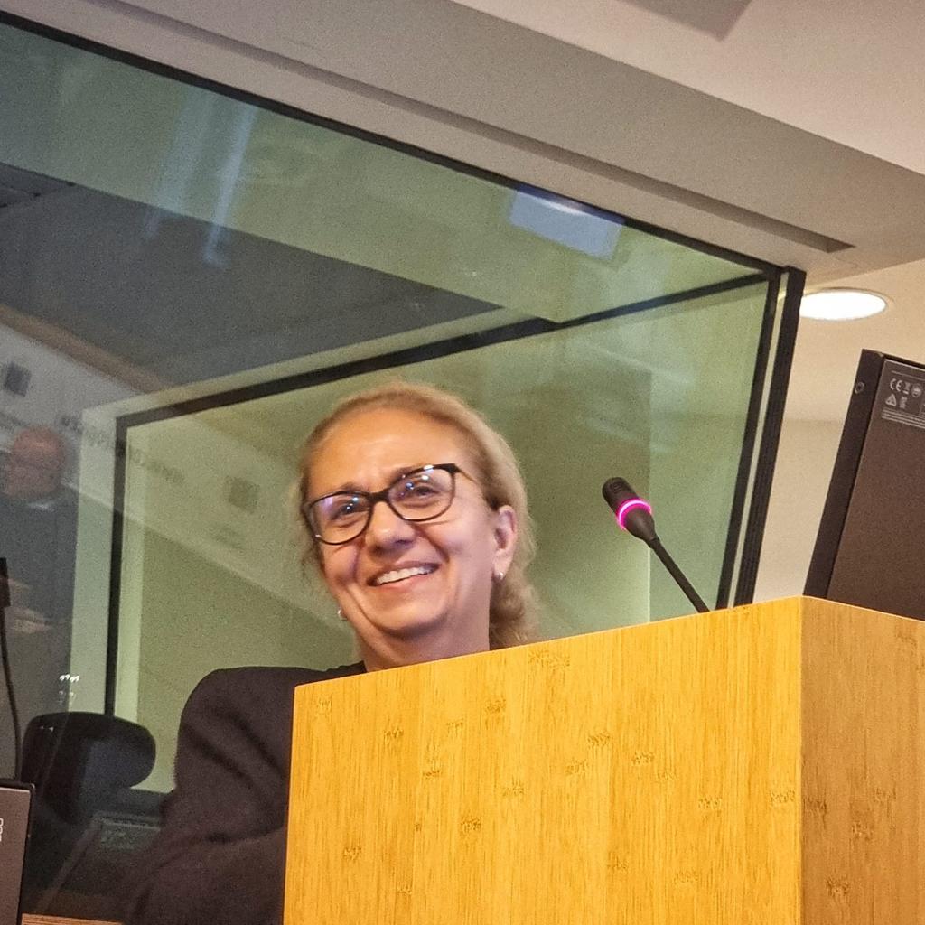 Zoya Damianova from the Applied Research and Communications Fund (Bulgaria) closing the RRI-LEADERS Final Policy Conference.

Empowering session and looking forward to new challenges in the future!

#ThisisRRI #RRILeadersFinalConference