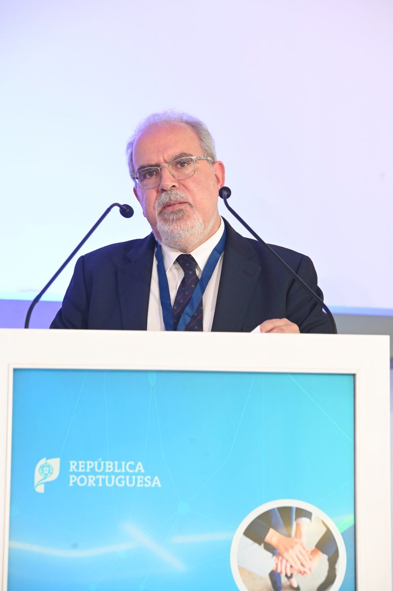 DGPM_Portugal's tweet photo. 𝐎 “𝐅𝐮𝐭𝐮𝐫𝐨 𝐀𝐭𝐥â𝐧𝐭𝐢𝐜𝐨:𝐍𝐨𝐯𝐚𝐬 𝐬𝐢𝐧𝐞𝐫𝐠𝐢𝐚𝐬 𝐞 𝐢𝐧𝐨𝐯𝐚çõ𝐞𝐬 𝐩𝐚𝐫𝐚 𝐮𝐦𝐚 𝐞𝐜𝐨𝐧𝐨𝐦𝐢𝐚 𝐨𝐜𝐞â𝐧𝐢𝐜𝐚 𝐬𝐮𝐬𝐭𝐞𝐧𝐭á𝐯𝐞𝐥" 𝐞𝐦 𝐝𝐞𝐛𝐚𝐭𝐞 𝐧𝐚 10𝐭𝐡 𝐀𝐭𝐥𝐚𝐧𝐭𝐢𝐜 𝐒𝐭𝐚𝐤𝐞𝐡𝐨𝐥𝐝𝐞𝐫 𝐏𝐥𝐚𝐭𝐟𝐨𝐫𝐦 𝐂𝐨𝐧𝐟𝐞𝐫𝐞𝐧𝐜𝐞 #DGPM #ASPC2023 https://t.co/AzvMJNHt9J