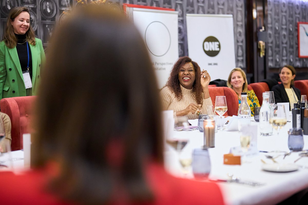 Anna Carthaus tweet media