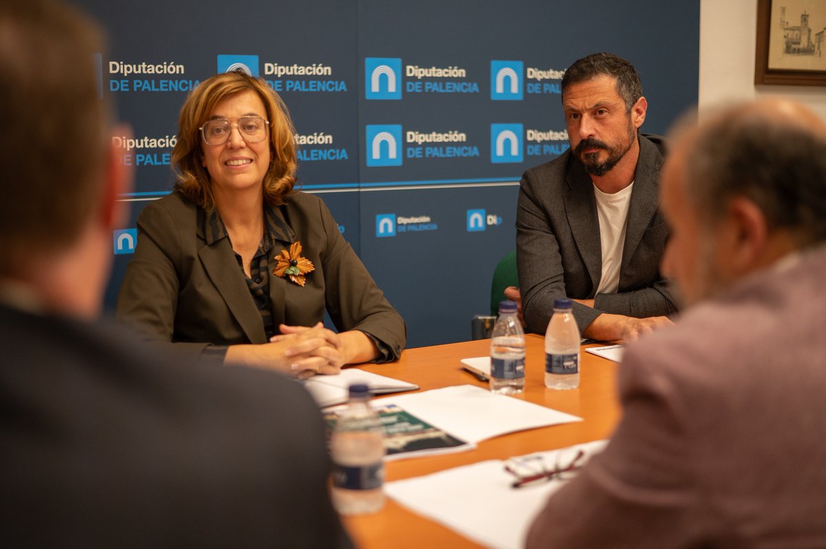 YoungForesters's tweet image. Por la tarde hemos visitado la @diputacionPalen para presentar los avances y las actividades de la Cátedra #SMARTGlobalEcosystems en estos dos años.

#somosIUFOR #SoyForestal #DataForest #Forestry