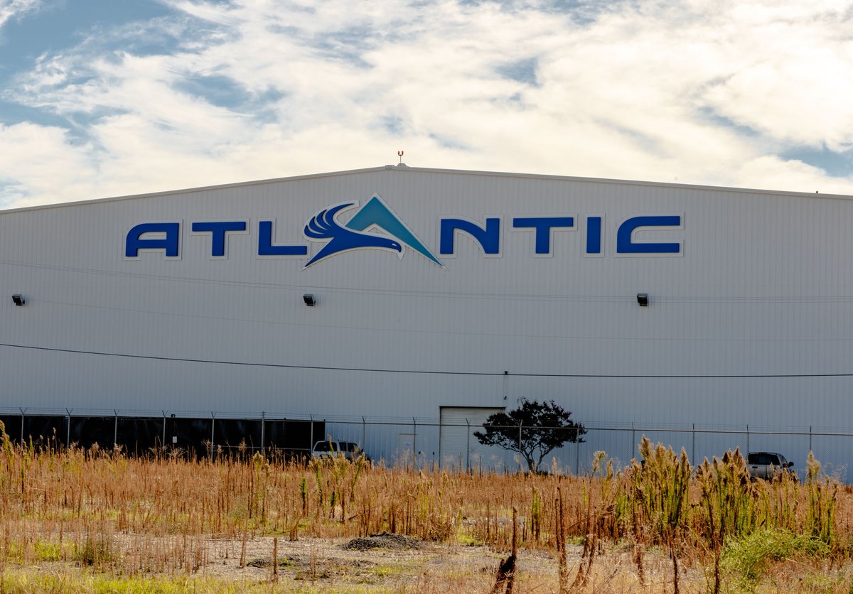 pscosigngroup's tweet image. ✈𝗕𝗿𝗮𝗻𝗱 𝗖𝗼𝗻𝘃𝗲𝗿𝘀𝗶𝗼𝗻 𝗳𝗼𝗿 𝗔𝘁𝗹𝗮𝗻𝘁𝗶𝗰 𝗔𝘃𝗶𝗮𝘁𝗶𝗼𝗻’𝘀 𝗡𝗲𝘄 𝗙𝗹𝗮𝗴𝘀𝗵𝗶𝗽 𝗟𝗼𝗰𝗮𝘁𝗶𝗼𝗻. Learn more:  pscosigngroup.com/client-result/…  #AviationSignage  #SignagePartner #DallasLovefield #AviationSignage #BrandConversion #InteriorSignage #ExteriorSignage