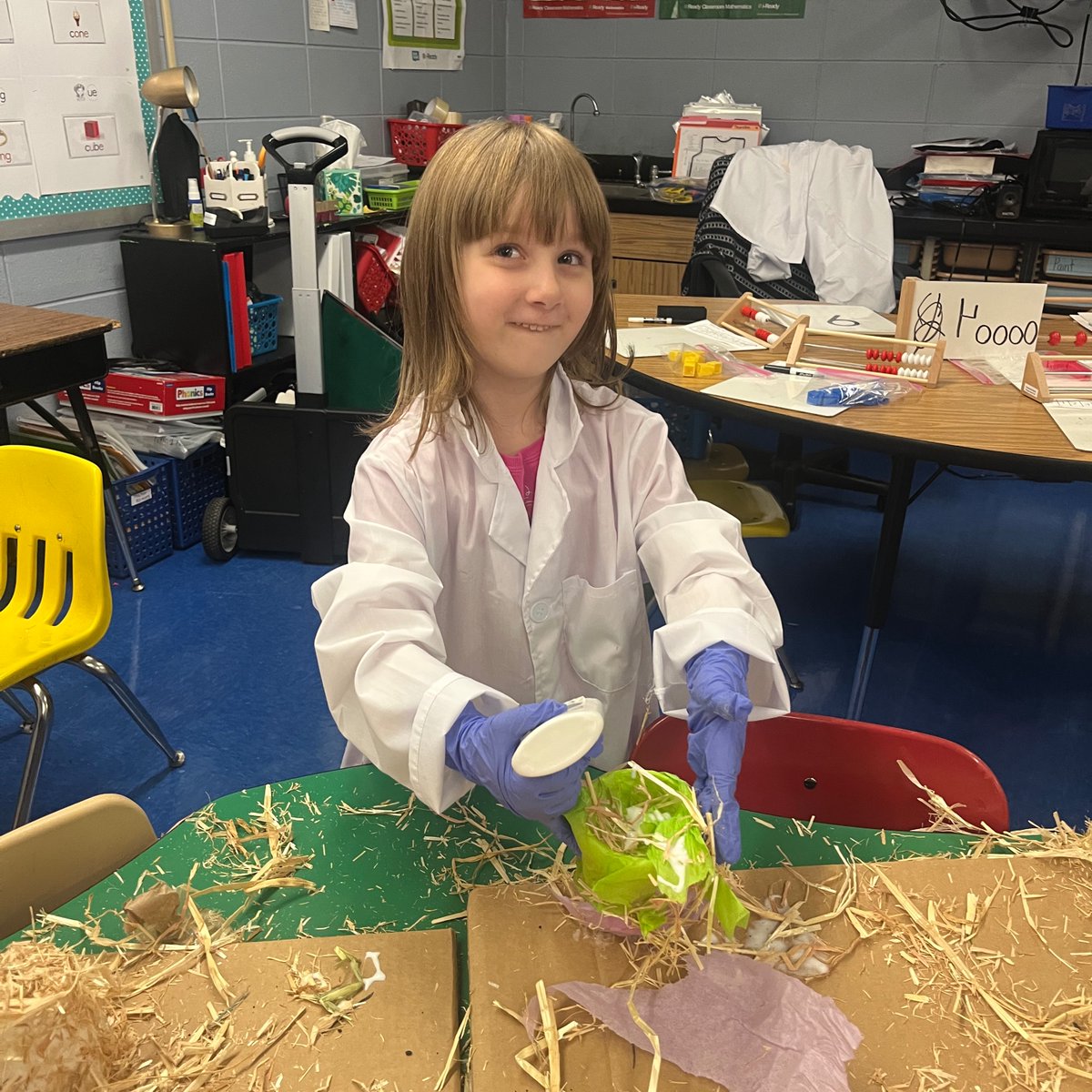 JEFCOED's tweet image. 🚀Adamsville Elementary hosts 1st Full Science Friday! Students were dressed for the occasion🥼 &amp;amp; ready to embrace a full day of science activities integrated into all subjects! These young scientists are on the rise!!🔬💡 #ScienceStars @AdamsvilleElem1 @JefcoedK_5