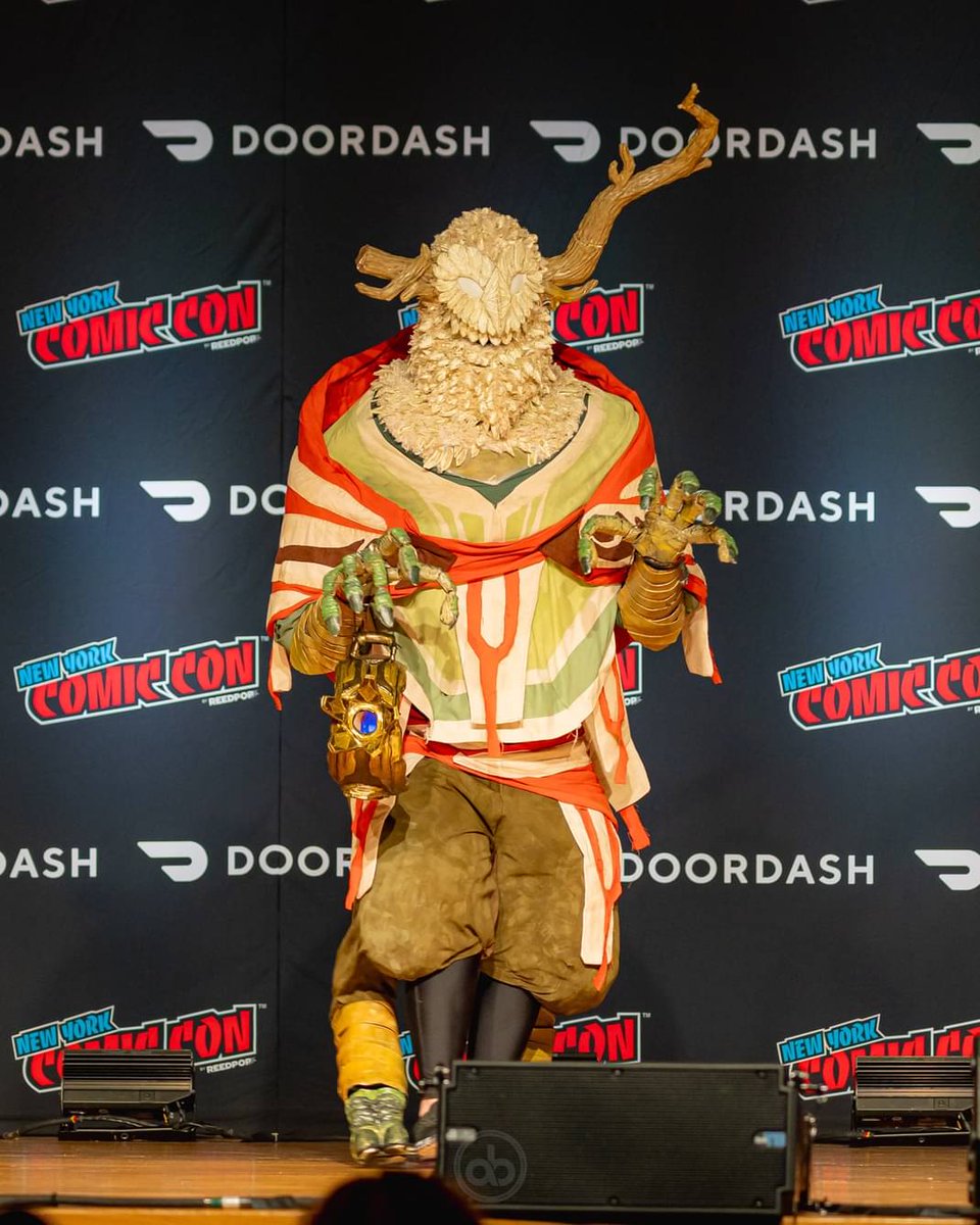 bonehheadj's tweet photo. Couldn't ask for a finer stage to showcase the Prisoner, thanks for having me @NY_Comic_Con #NYCC2023 @Mobius_Games @A_i https://t.co/Ygno5C6iW8