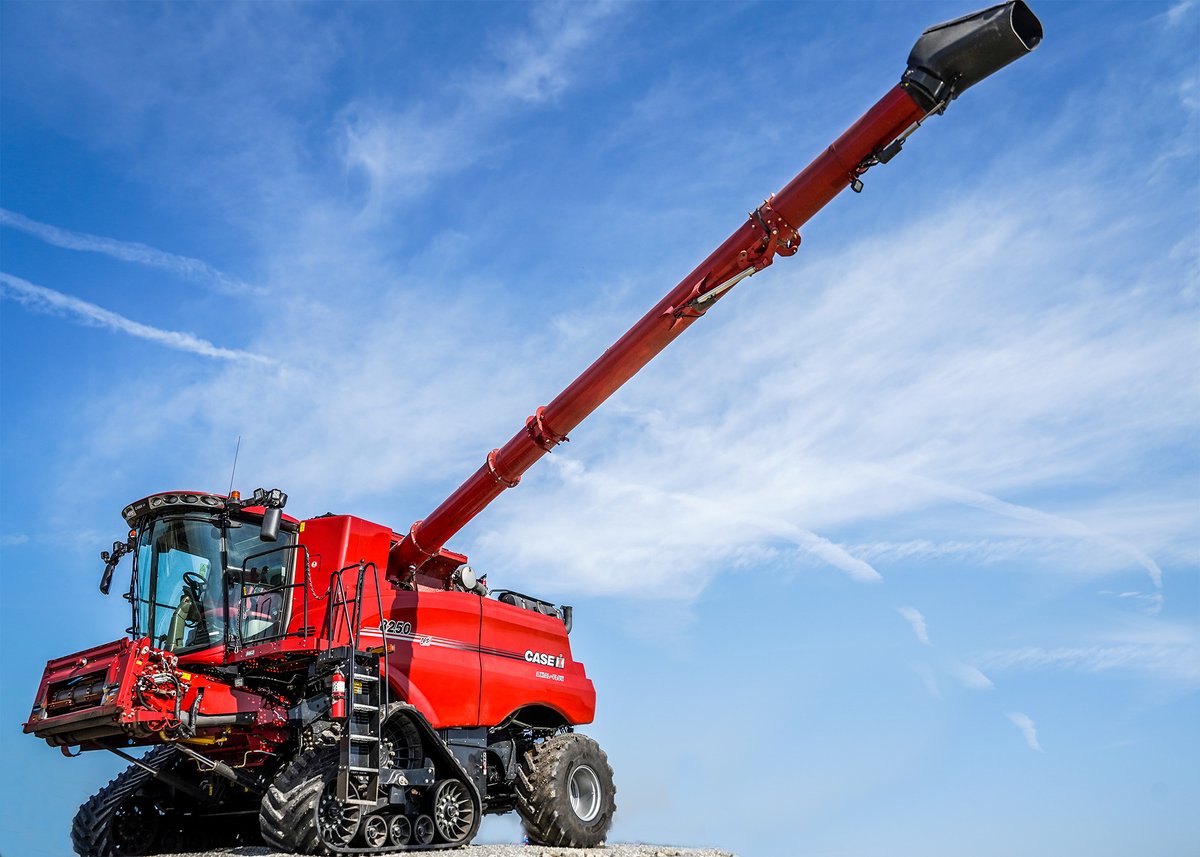 Birkeys's tweet photo. We're proud to play our role in helping farmers feed the world. We're continually impressed with the new methods and technological advances you're employing to do what you do best.
#enjoyillinois #illinoisfarming #midwestmoment #birkeys #farming #harvest22 https://t.co/FcPacwI2y9