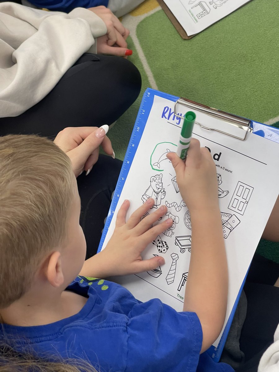 NCHSPreschool's tweet photo. Identifying objects that start with the letter D #LetterOfTheWeek @NCHSOFFICIAL @NCHSRedhawksCTE #elevate203 https://t.co/nWTjMacdpn