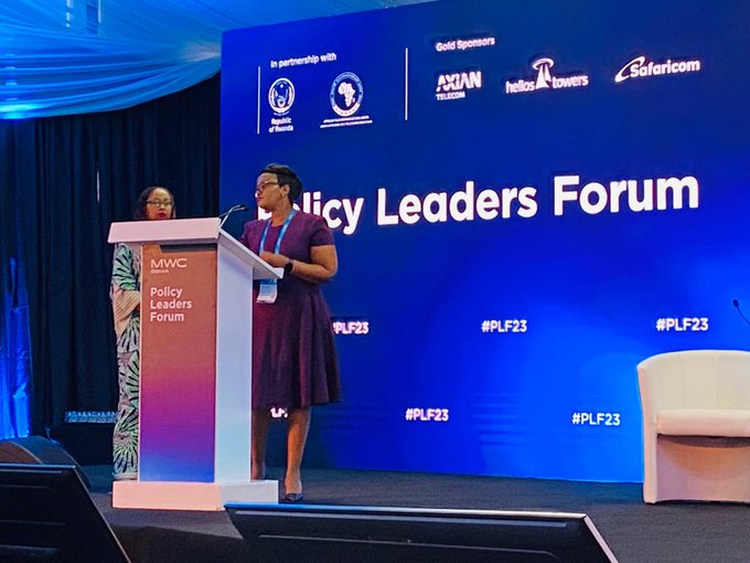 QhalaHQ's tweet photo. This week the @GSMAm4d Theatre commenced inviting keynotes, panels and discussions. @DrShikoh and Dr Wanjiru Mburu presented the @GSMA research findings on why there is low smartphone penetration in Africa and ways of improving smartphone adoption.
#PLF23 #GSMA #MWC23 #Qhala https://t.co/WB5G0QCLx8