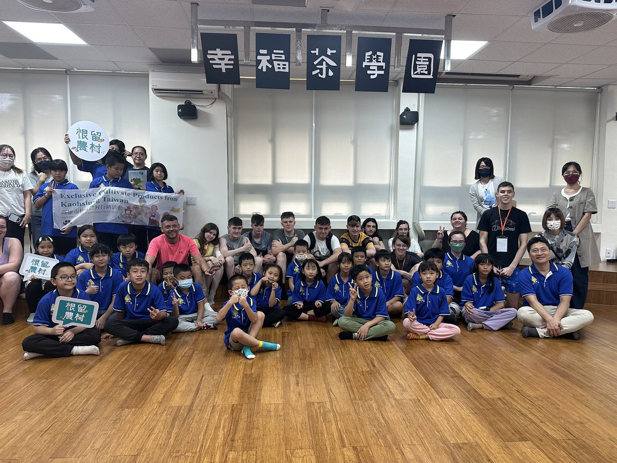 YOUTHWORKDG's tweet photo. Our A&amp;E Global Education Project has had a busy few days in Taiwan where they have been volunteering with local community projects, schools &amp; elderly centres. They have also been learning lots about Taiwanese Culture and the culture of people who live in Taiwan such as the (1/3) https://t.co/7aS3oFumlX