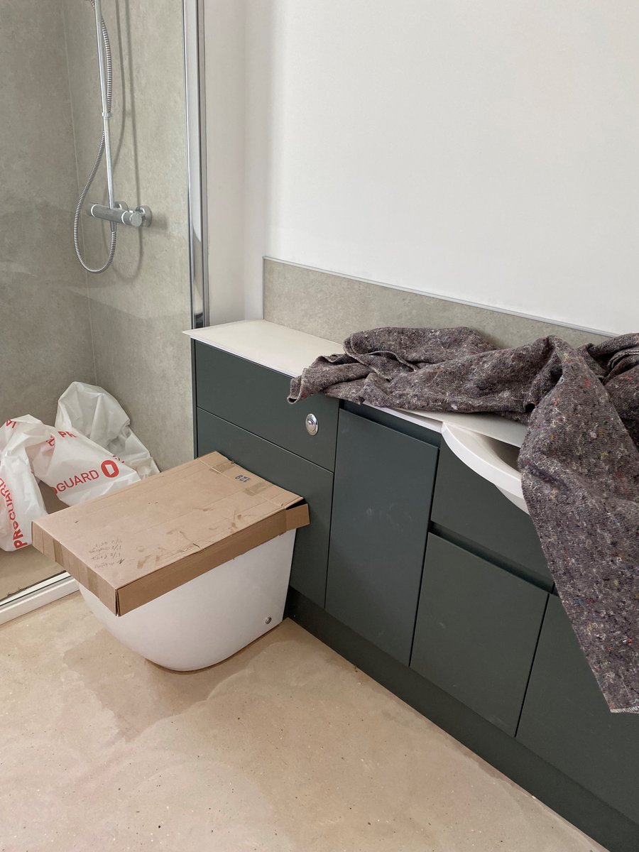 osbornandkent's tweet photo. The kitchen and bathroom are being fitted in Plot 8 at Caistor St Edmund 🤩

#construction #ukhousing #norfolk https://t.co/TnLdkOSzIr