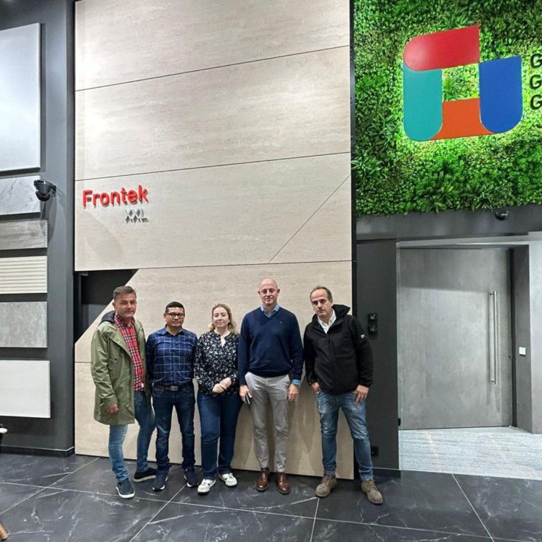 GrupoGrecoGres's tweet photo. Today and yesterday we have received in our facilities in Alameda de la Sagra @GrupoVeralia , one of our customers to give a technical training on the different installation systems of the #ventilated #Frontek façade.

Thank you very much to everyone https://t.co/iFvEvzmrMG
