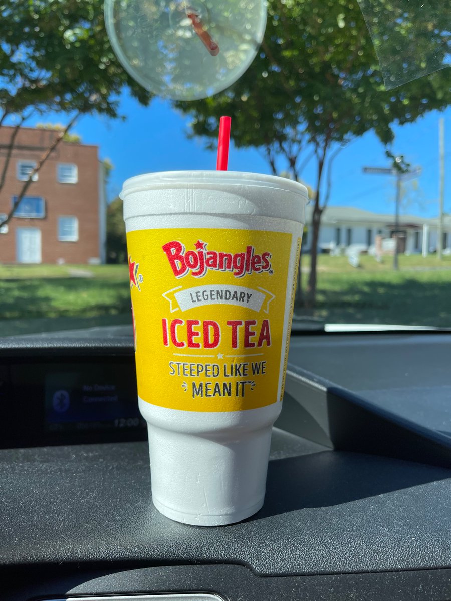 logan_hyde_'s tweet photo. My form of caffeine is a large Bojangles sweet tea! #boathlete #NIL #boteam https://t.co/4KVTBGhEzd