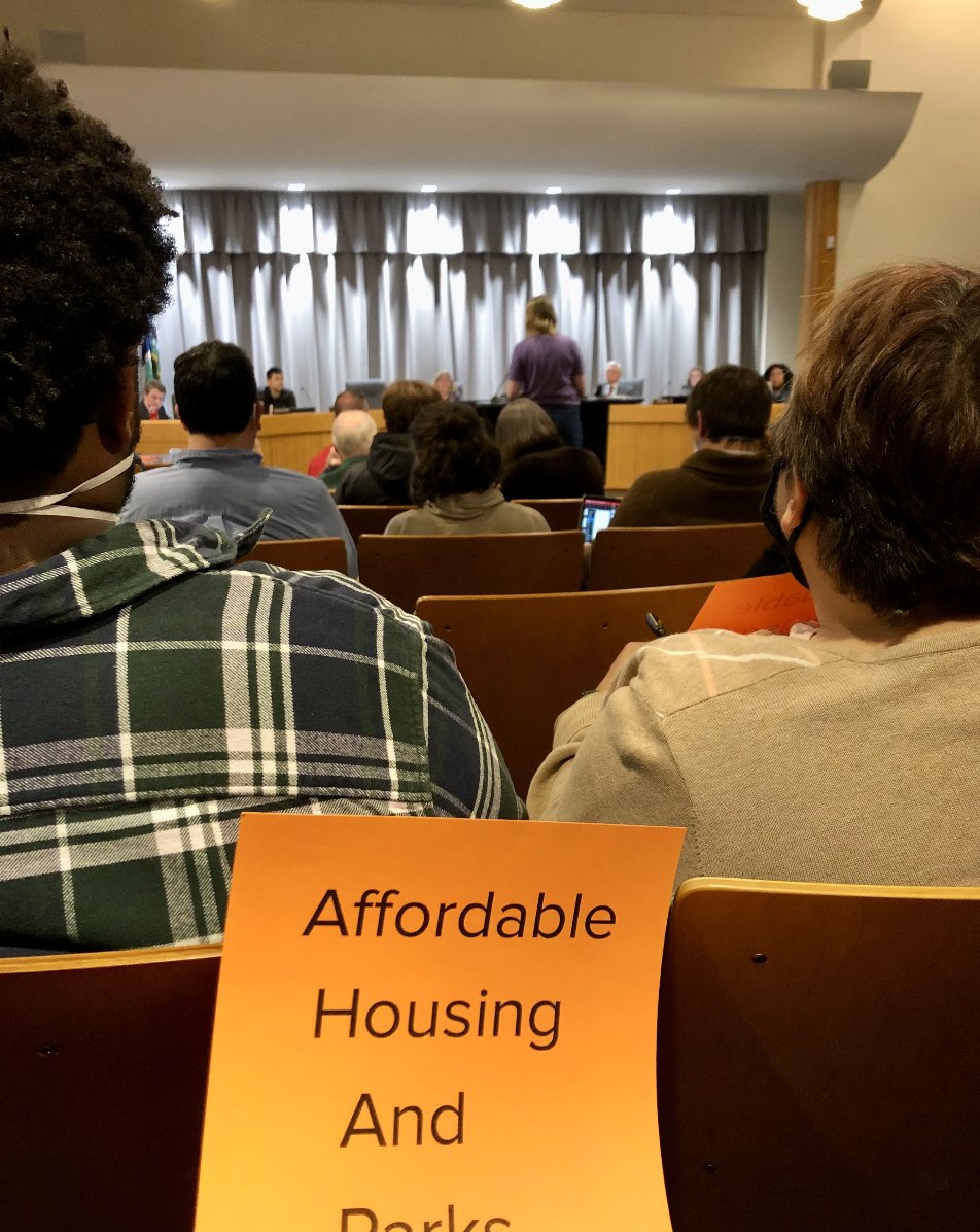 The @housing_orange (of which we are a member) conducted a candidate survey on affordable housing. Their voter guide is out. One key issue is the use of town-owned land on Legion Road to build affordable housing (YES!). Check out where the candidates stand #HousingandParks