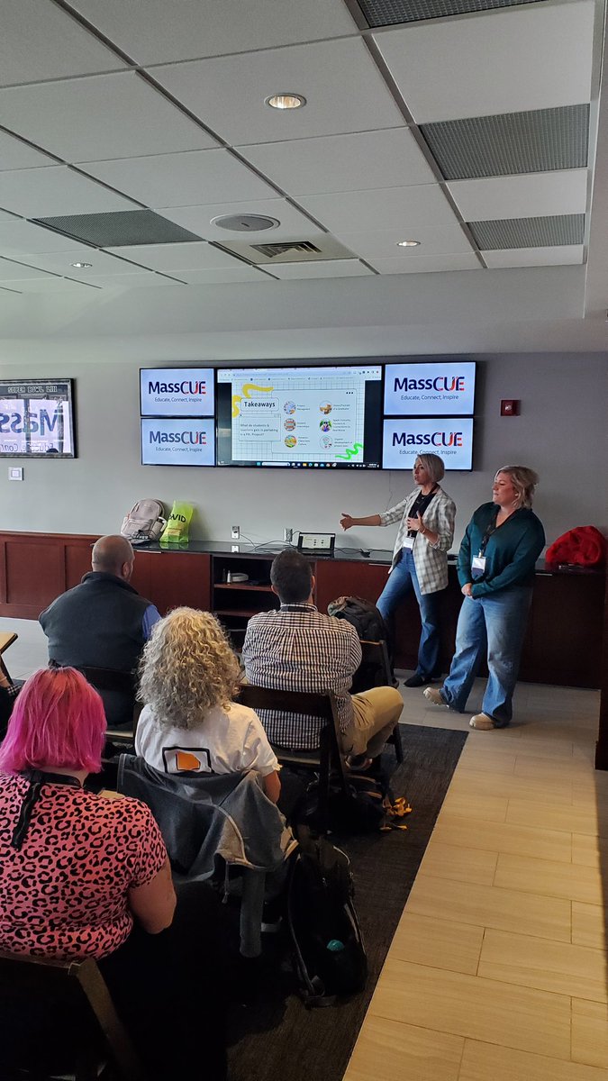 WickedDecent's tweet image. PBL Crushing at #MassCUE!

#pblchat #designthinking #dtk12chat