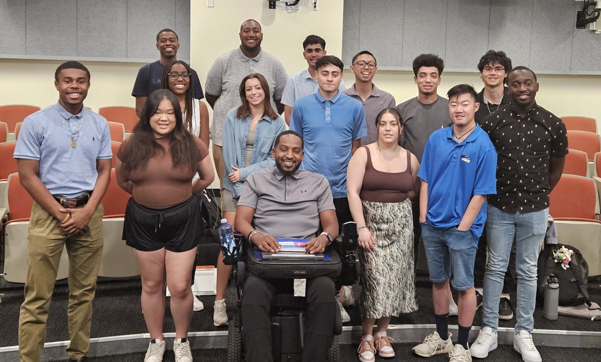 DEADLINE ALERT: The application for the Class of 2024 is due on November 3.

sportsjournalisminstitute.org/program/apply

<a href="/NABJ/">#NABJ Headquarters ✊🏾🖊️🎙️💻 📷 🎥 📝 🔈</a> <a href="/NABJSports/">NABJ Sports Task Force</a> <a href="/nahjdeportes/">nahjdeportes</a> <a href="/NAHJ/">NAHJ</a> <a href="/AAJAsports/">AAJA Sports</a> <a href="/aaja/">Asian American Journalists Association est. 1981</a> <a href="/AWSM_SportMedia/">AWSM</a> <a href="/APSE_sportmedia/">APSE</a>